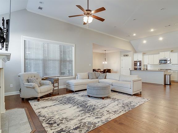 3rd image of 1778 Jennings Mill Ln