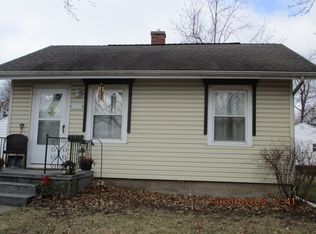 2212 Pacific St, Davenport, IA 52804