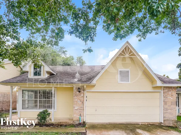 12838 Ashford Meadow Dr, Houston, TX 77082
