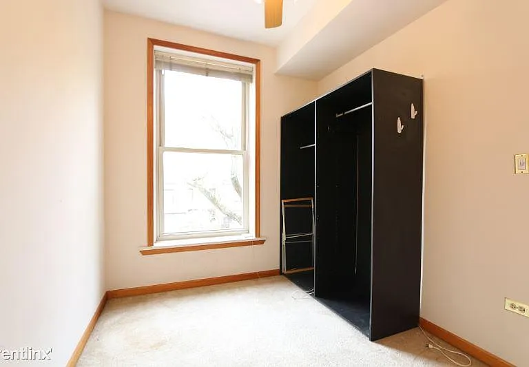 1257 W Flournoy St #2F — Photo 11
