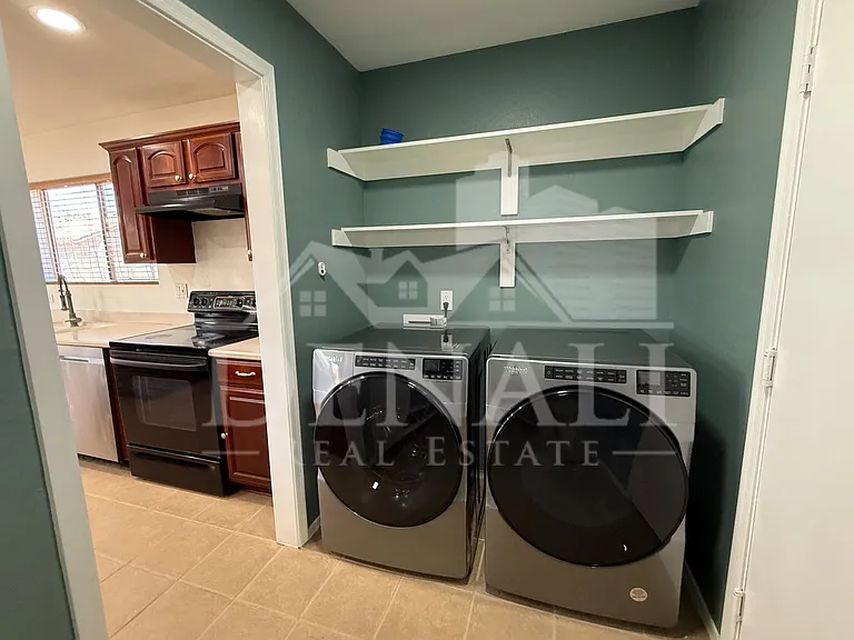 3771 E Betsy Ln — Photo 33