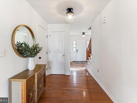 5th image of 1113 Balley Dr