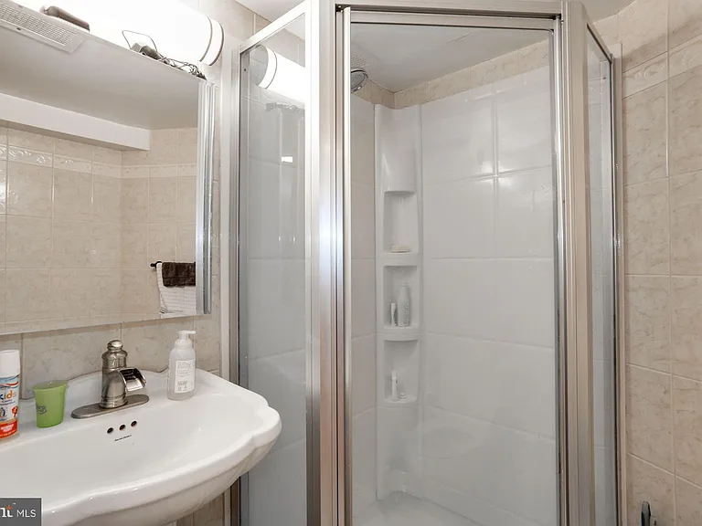3 Washington Cir NW #803 — Photo 29