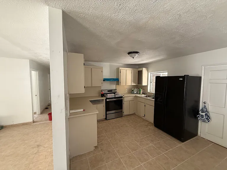 5074 Mapletree Ln — Photo 15