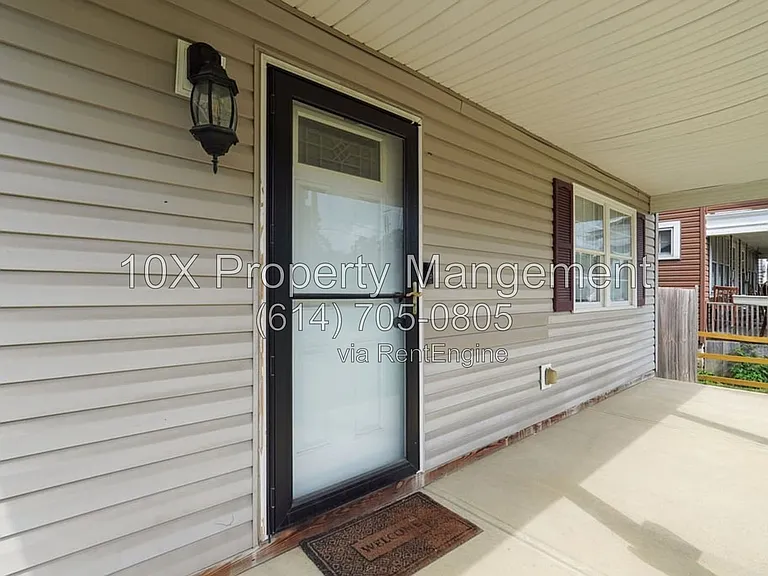 1015 Lockbourne Rd — Photo 6