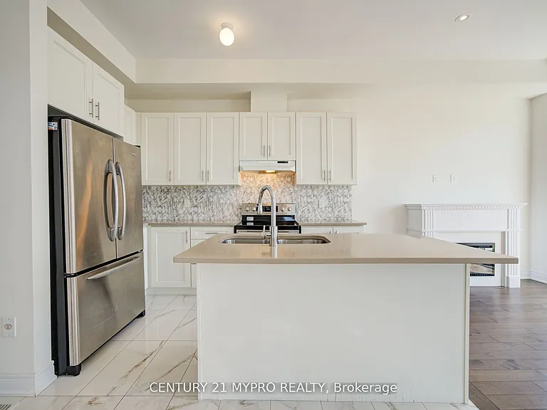 7 Latchford Ln — Photo 18