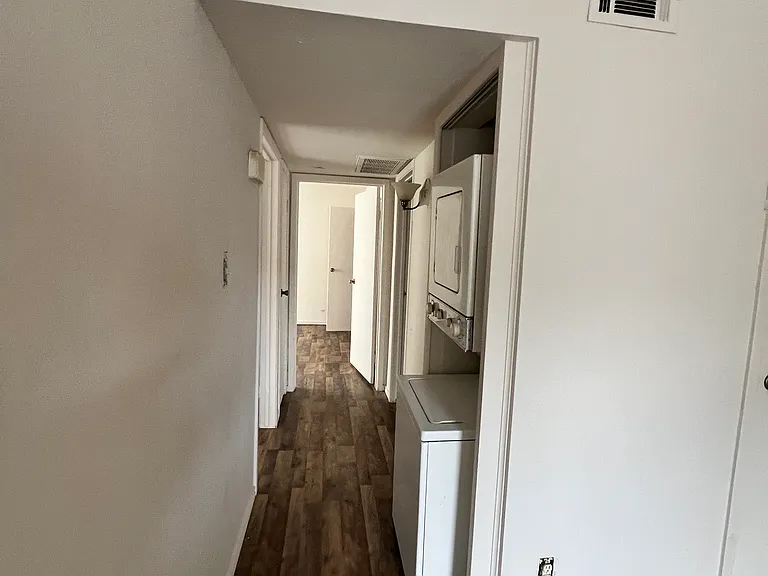3900 Woodchase Dr #96 — Photo 6