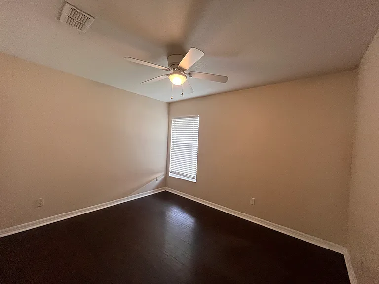 2005 Lake Eloise Dr N — Photo 11
