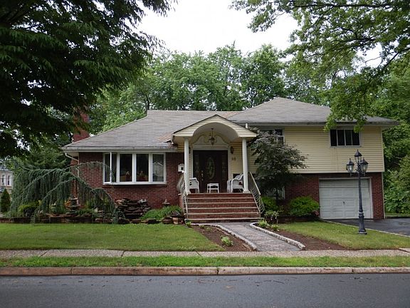 2nd image of 95 Holland Ave