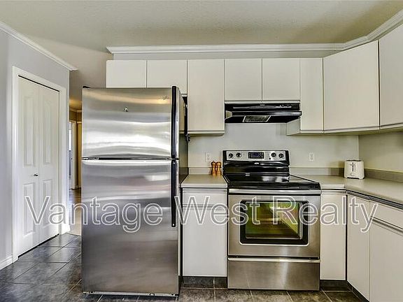 3rd image of 3308 McGinnis Rd