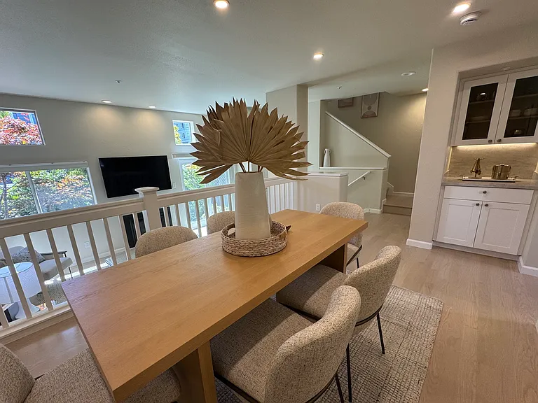 1755 California Dr #8 — Photo 8