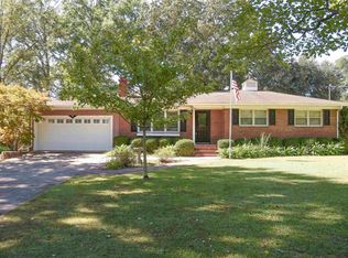 704 Spruce Ave, Weaver, AL 36277