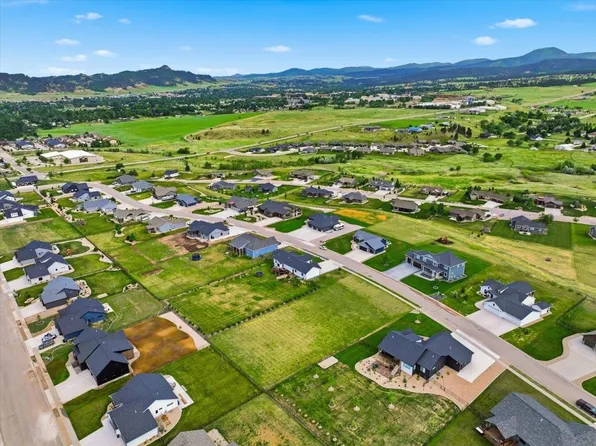 2356 Top Shelf Ave, Spearfish, SD 57783