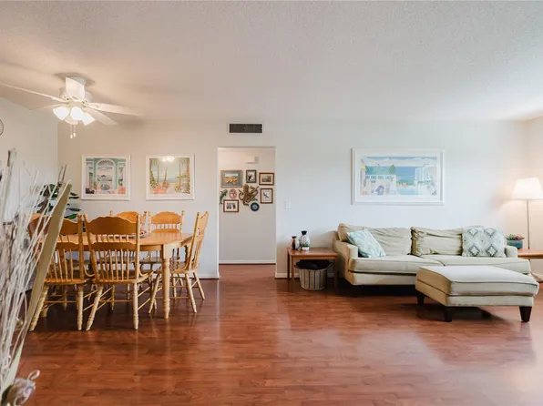 1003 SE 10th Street #11D, Deerfield Beach, FL 33441