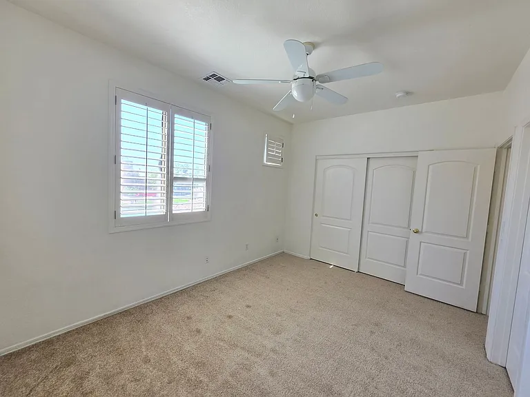 1886 E Don Carlos Ave #141 — Photo 30