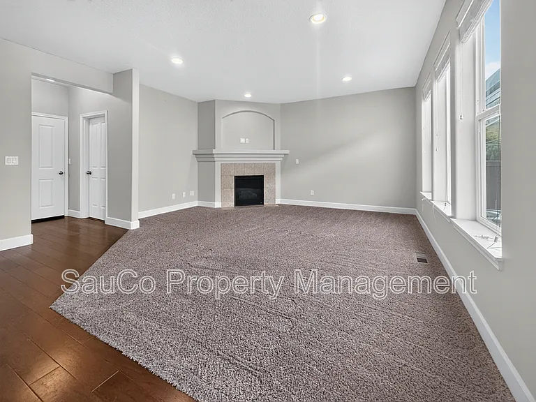 3453 SE Hare Ave — Photo 8