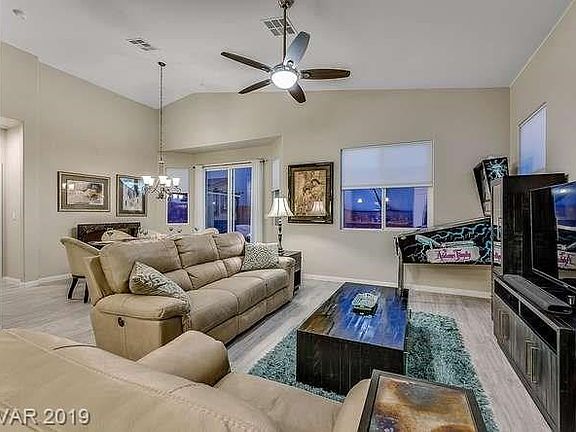 5th image of 675 Narissa Ave