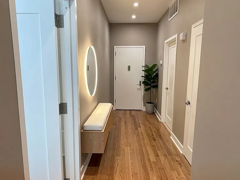 90 Bay Street Lndg #7H — Photo 4