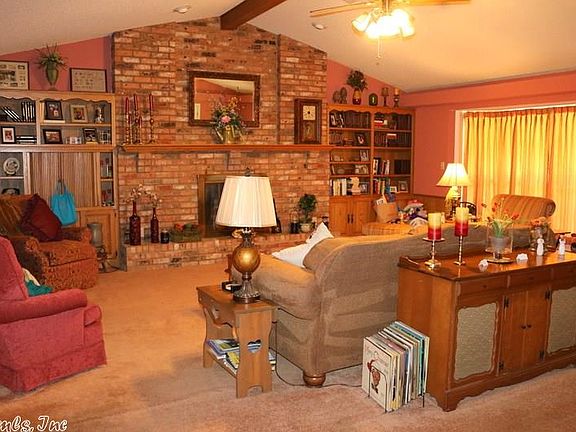 3rd image of 108 Westwood Dr