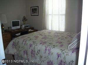 3rd image of 16165 NE 17th Ave