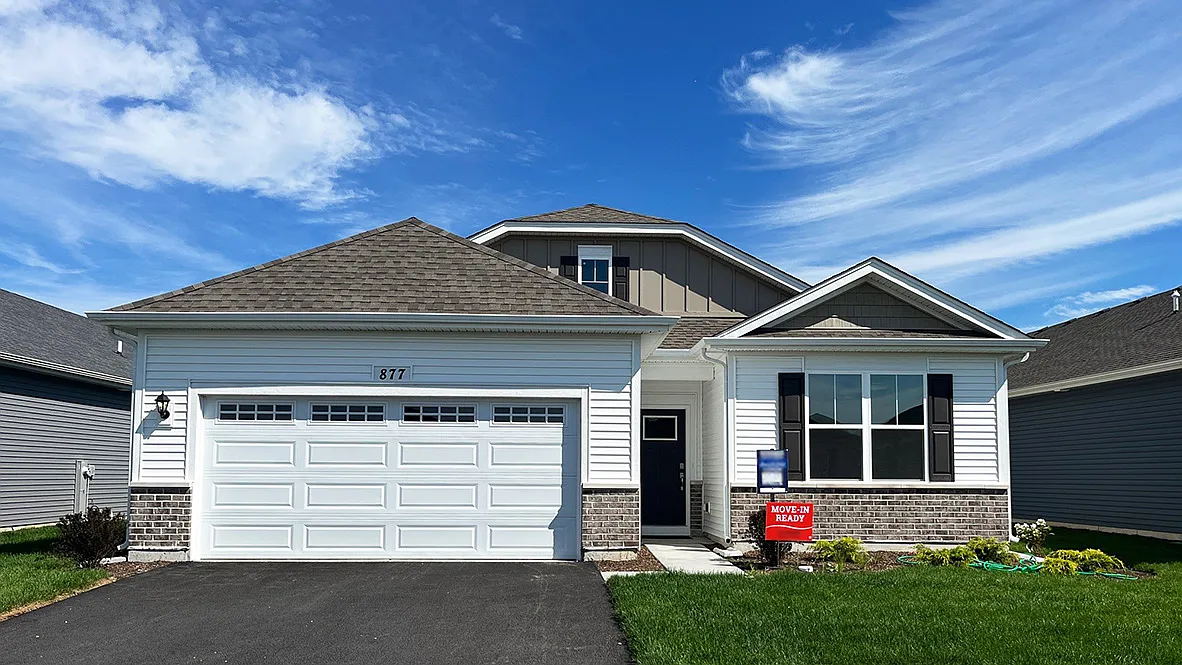 877 Plateau Dr photo 1