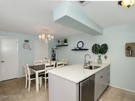 2nd image of 3219 Sea Shore Way