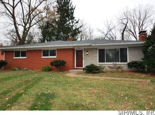 9902 Old Lincoln Trl, Fairview Heights, IL 62208