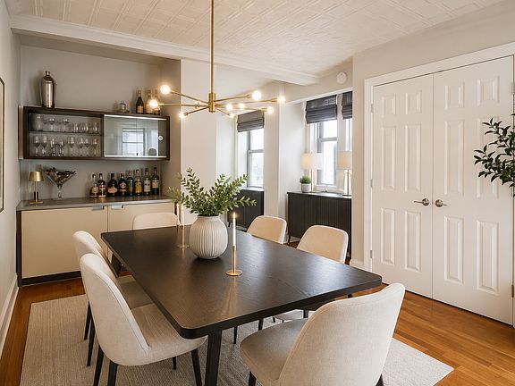 2nd image of 236 Elizabeth St APT 3