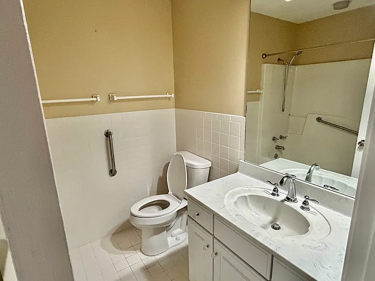 640 Wedgewood Dr — Photo 17
