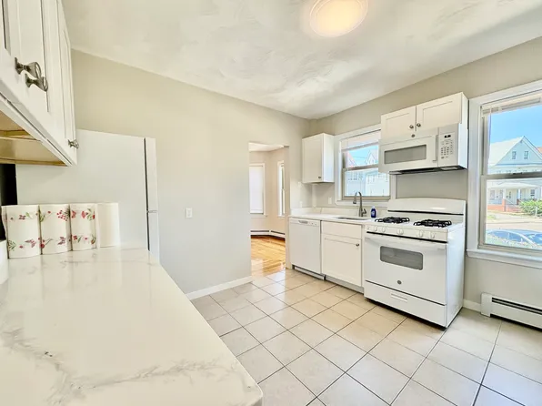 20 Amaranth Ave, Medford, MA 02155