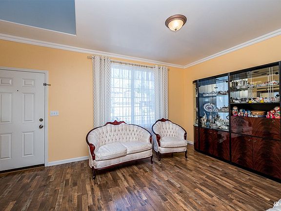 2nd image of 15017 87th Ave E