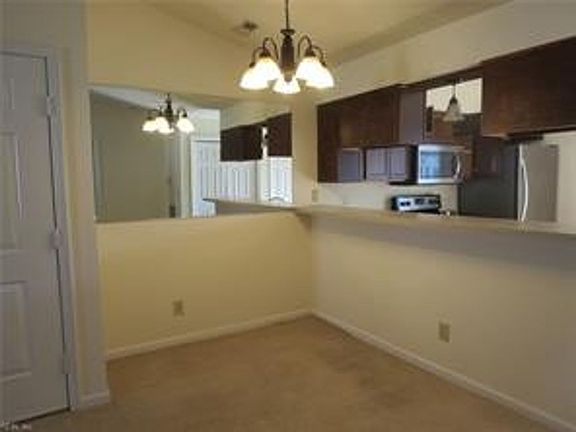 4th image of 4815 Station House Ln