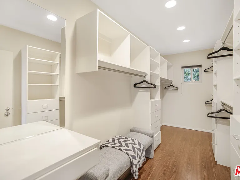 8507 Franklin Ave — Photo 30