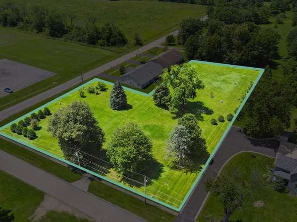 108 Freemont St, Durand, IL 61024