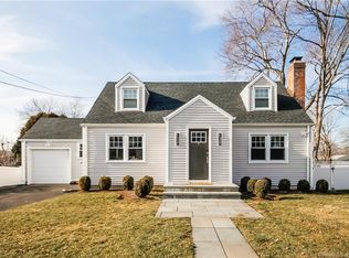 1102 Merritt St, Fairfield, CT 06825