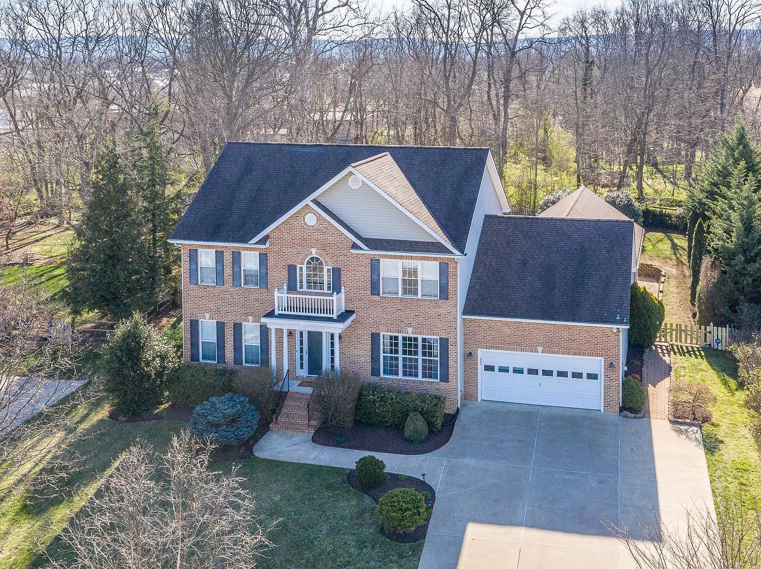 212 Hermitage Blvd, Berryville, VA 22611 Zillow