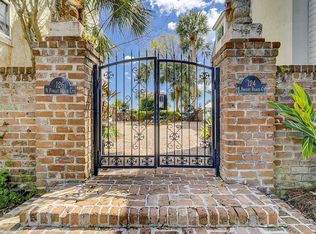 124 N Forest Beach Ct, Hilton Head Island, SC 29928
