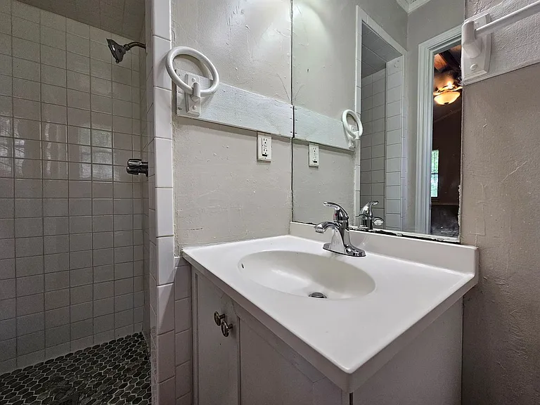 4508 Tanglewood Cir — Photo 14