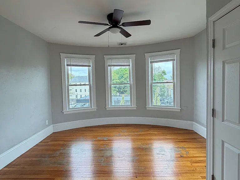 488 Park Ave #3 — Photo 18