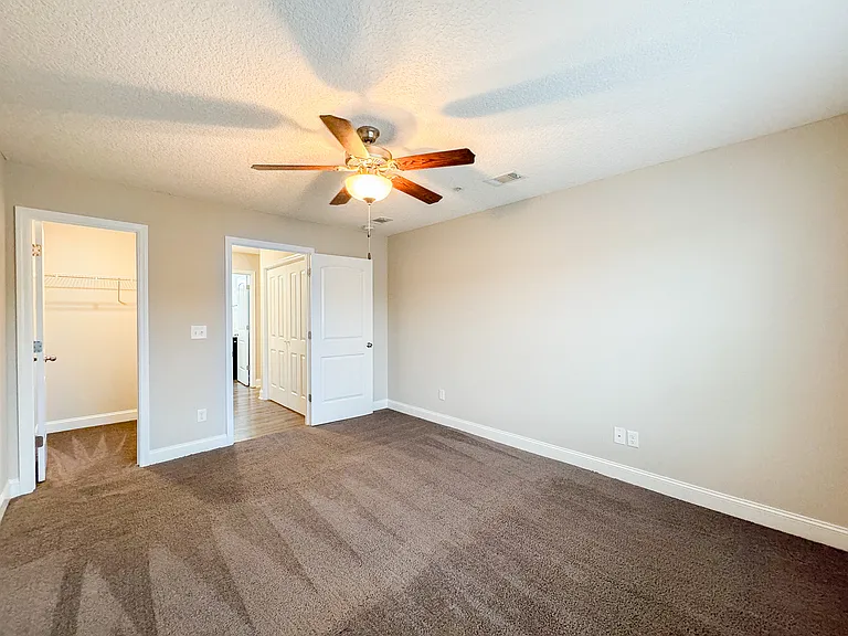 Wyngrove Apartments — Photo 21