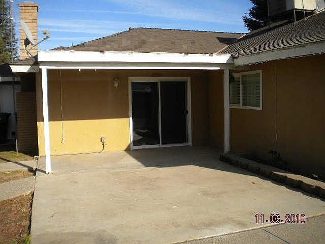 2nd image of 1018 Aram Ave