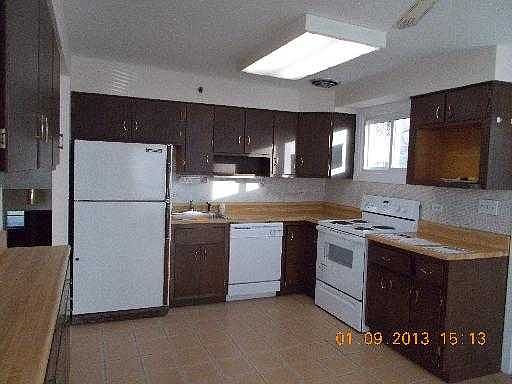 3rd image of 814 Lawler Ave