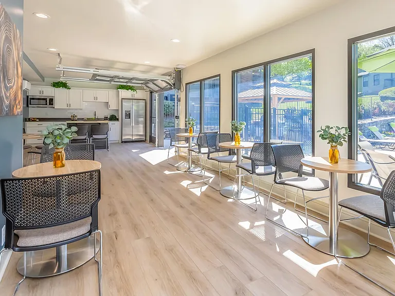 Brighton Valley Apts — Photo 76