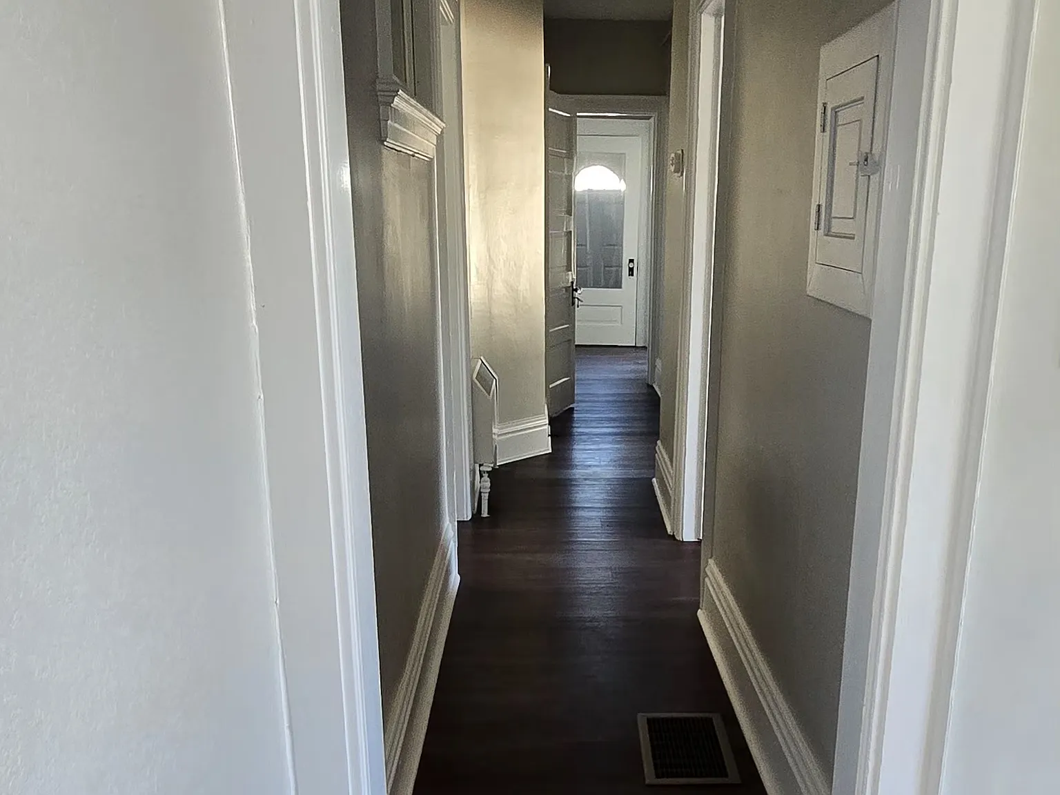 2 bed, 1100 sqft, $1,350 — Photo 4