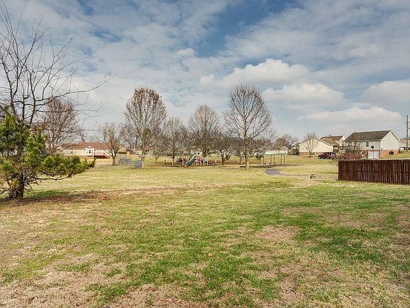 3rd image of 3275 S Senseney Cir