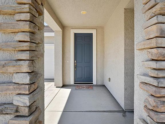 2nd image of 3080 Mojave Dr