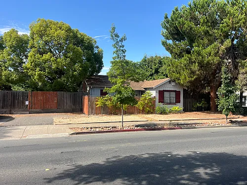 3024 Clayton Rd Photo 1