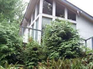 211 E Camus Dr, Shelton, WA 98584