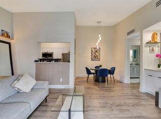 2001 Bering Dr APT 10H, Houston, TX 77057