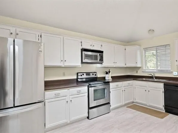 1608 San Francisco St, Carrollton, TX 75007